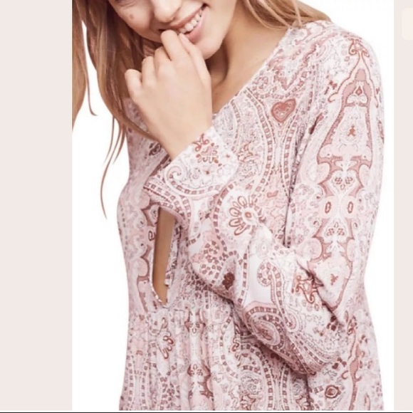 COPY - Anthropologie Lilka Pink Paisley Dress Tun… - Picture 2 of 8